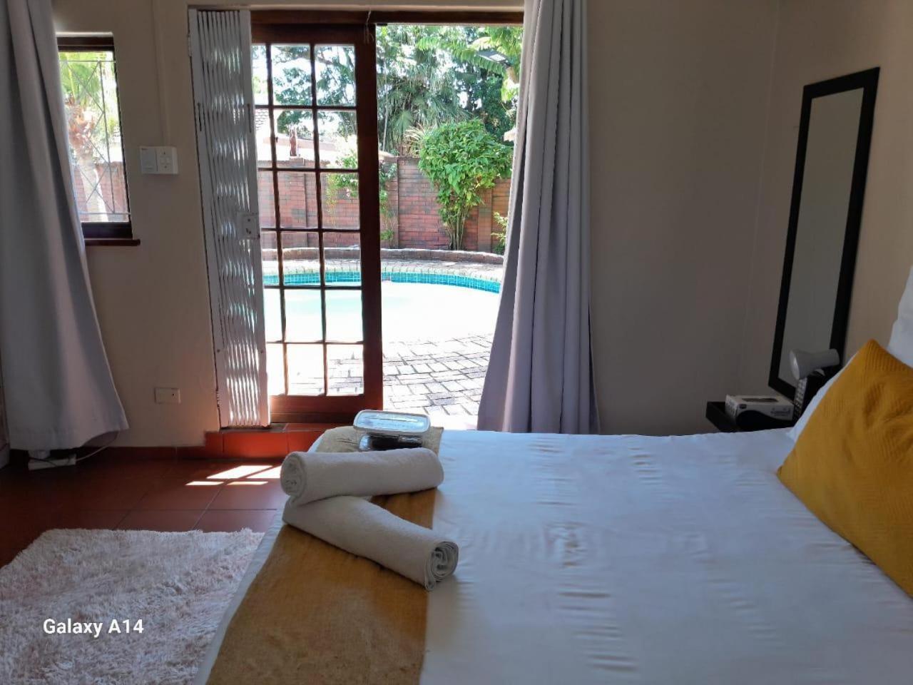 Bed and Breakfast Nqabanqaba à Richards Bay Chambre photo