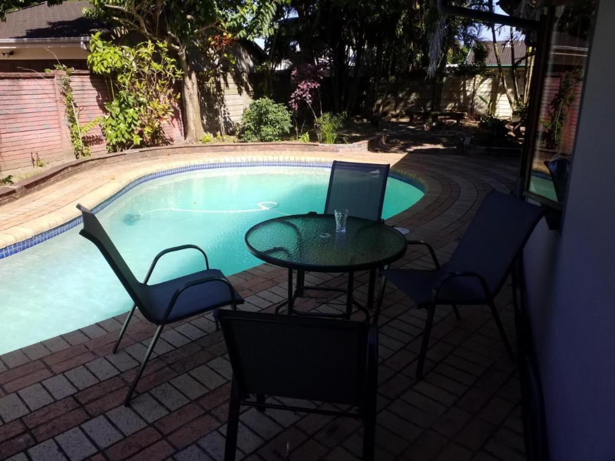 Bed and Breakfast Nqabanqaba à Richards Bay Extérieur photo